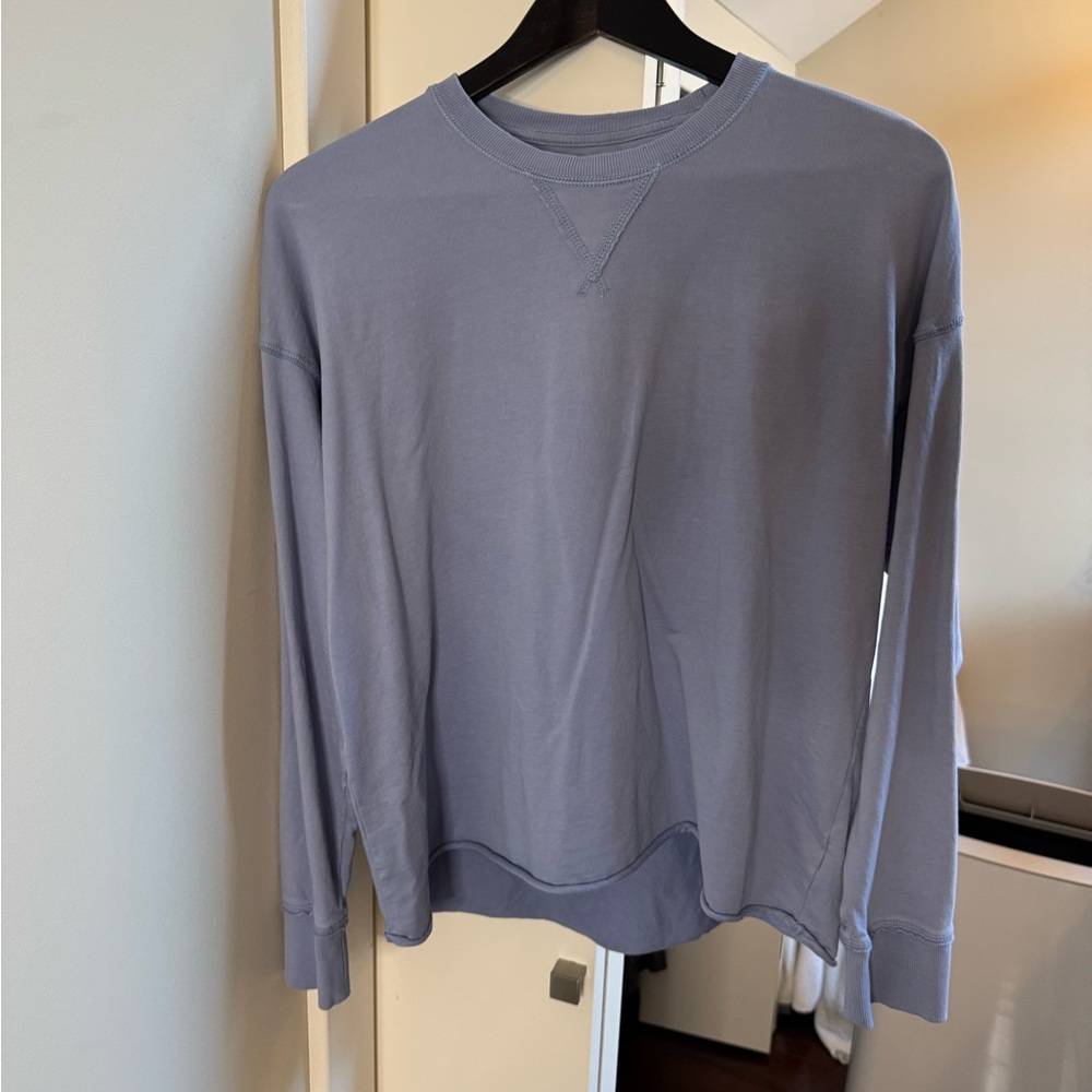 AERIE EUC SIZE SMALL MAYA BLUE Women's distressed crewneck oversized